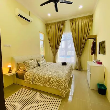 The Pine House Villa Kuala Berang Exterior photo
