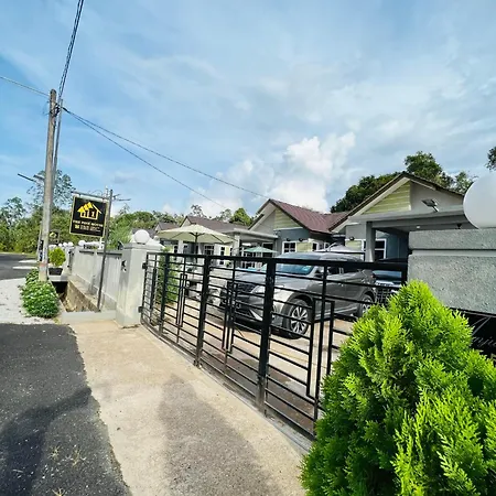 The Pine House Villa Kuala Berang Exterior photo